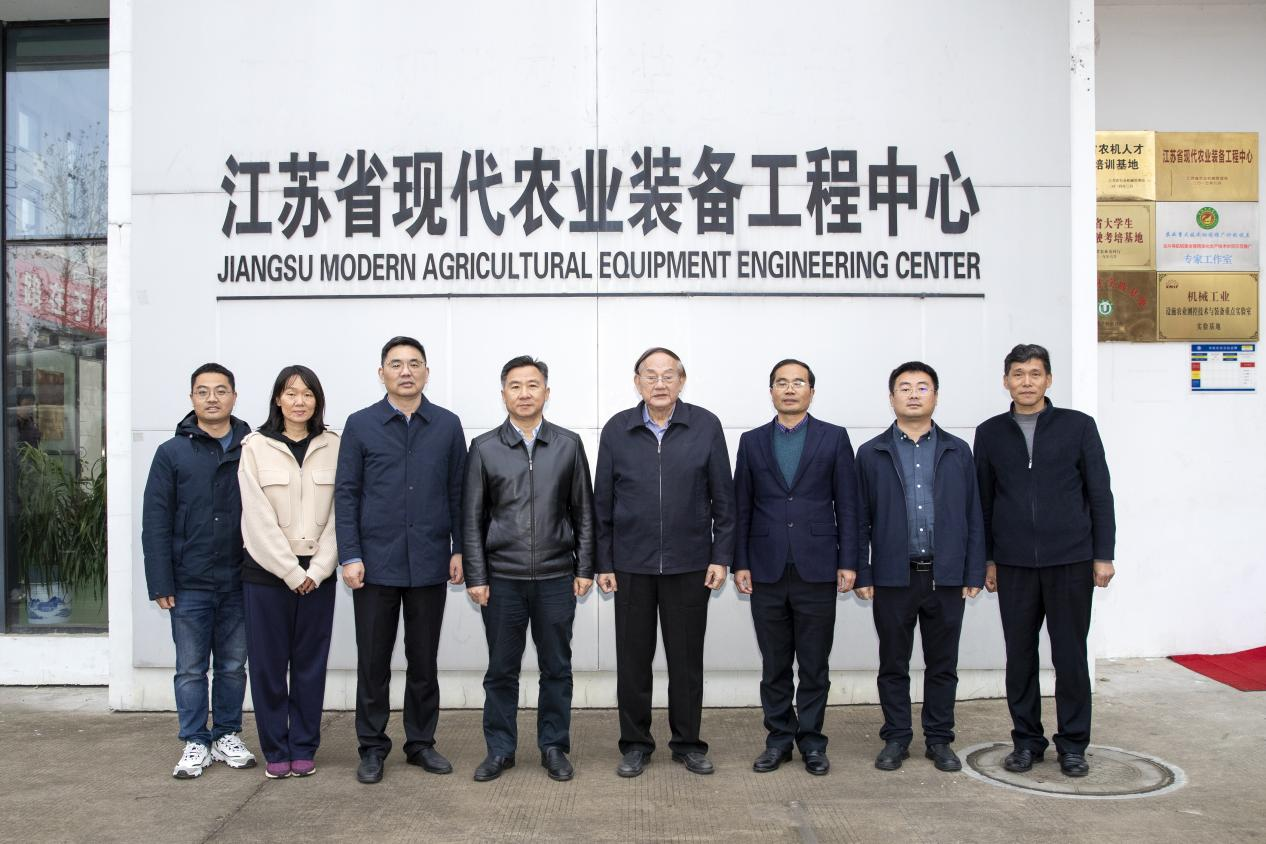 中国工程院院士罗锡文莅临拉斯维加斯登录网站3133指导工作